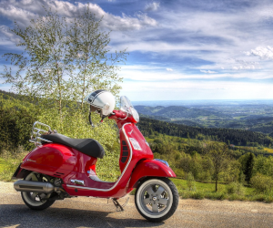 Wettbewerb: Vespa Primavera Roller gewinnen